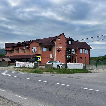 Motel Adam Tîrgu Ocna Exterior foto